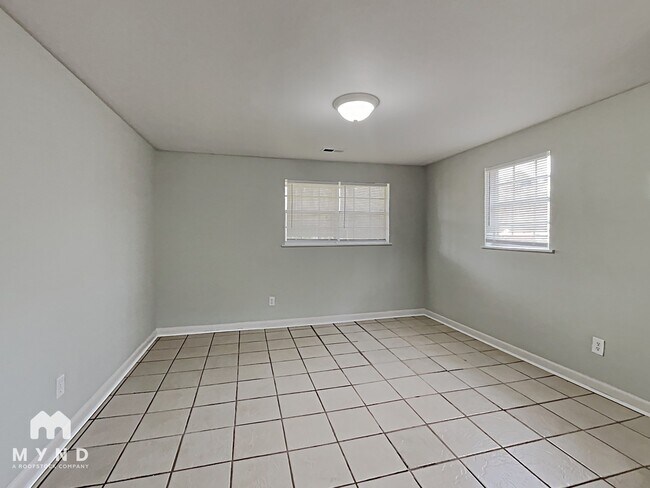 Foto del edificio - 808 Windover Pl