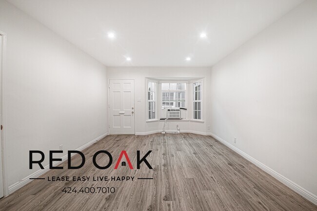 Building Photo - 2601 W 48th St
