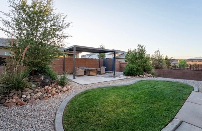 Building Photo - 6020 Ersa Ln