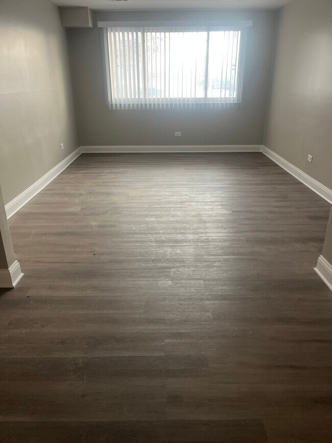 Foto del edificio - 10640 Brooks Ln