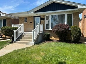 Building Photo - 6840 W 64th St