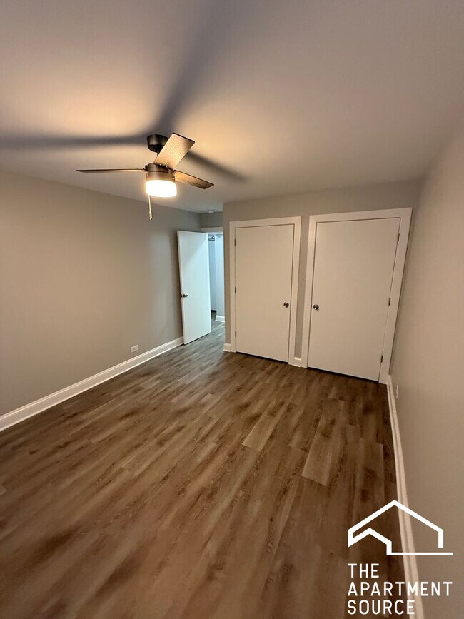 Building Photo - 744 W Gordon Terrace