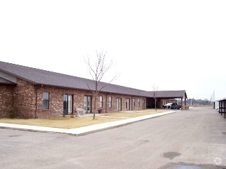 Building Photo - West Wind Apartments