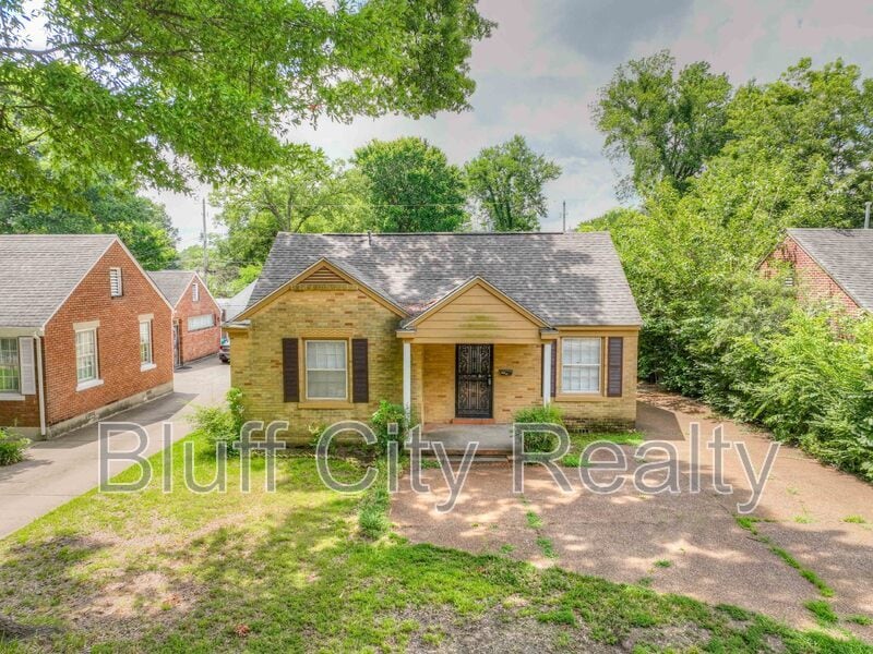 Photo - 3799 Douglass Avenue