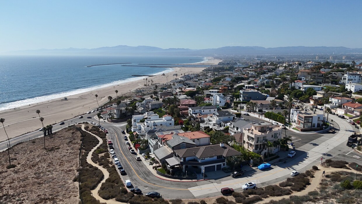 Primary Photo - Pacific Ocean Views