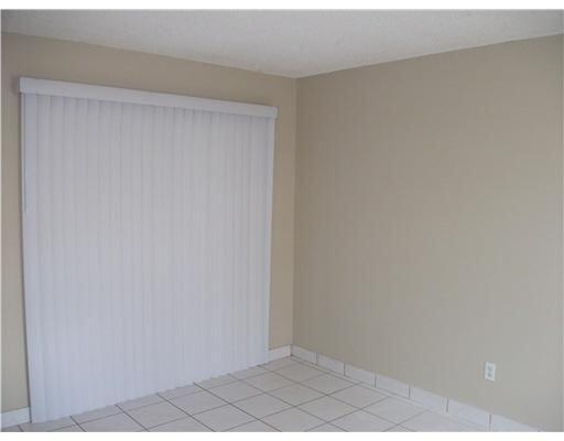 Foto del edificio - 276 NE Summer Rd