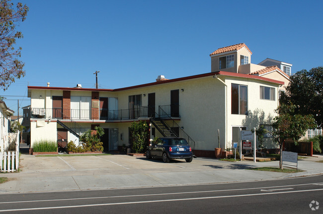 Building Photo - The Continental Apts.