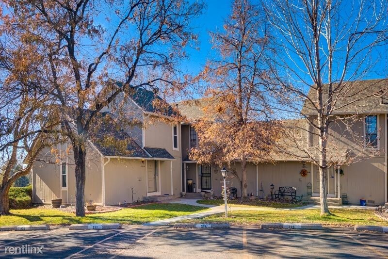 Primary Photo - 2675 S Xanadu Way