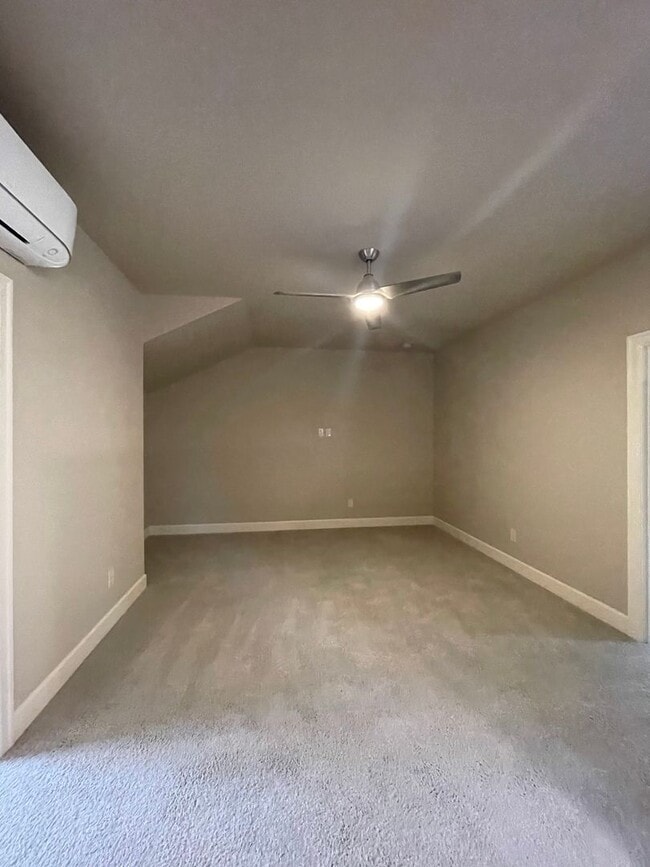 Foto del edificio - Beautiful, Brand New 1 Bedroom, 1 Bath ADU Home