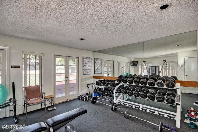 Foto del edificio - 5227 N 24th St