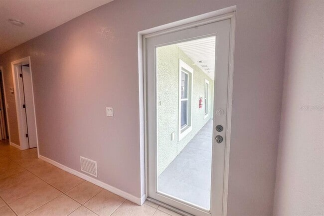 Building Photo - 8100 Memory Ln