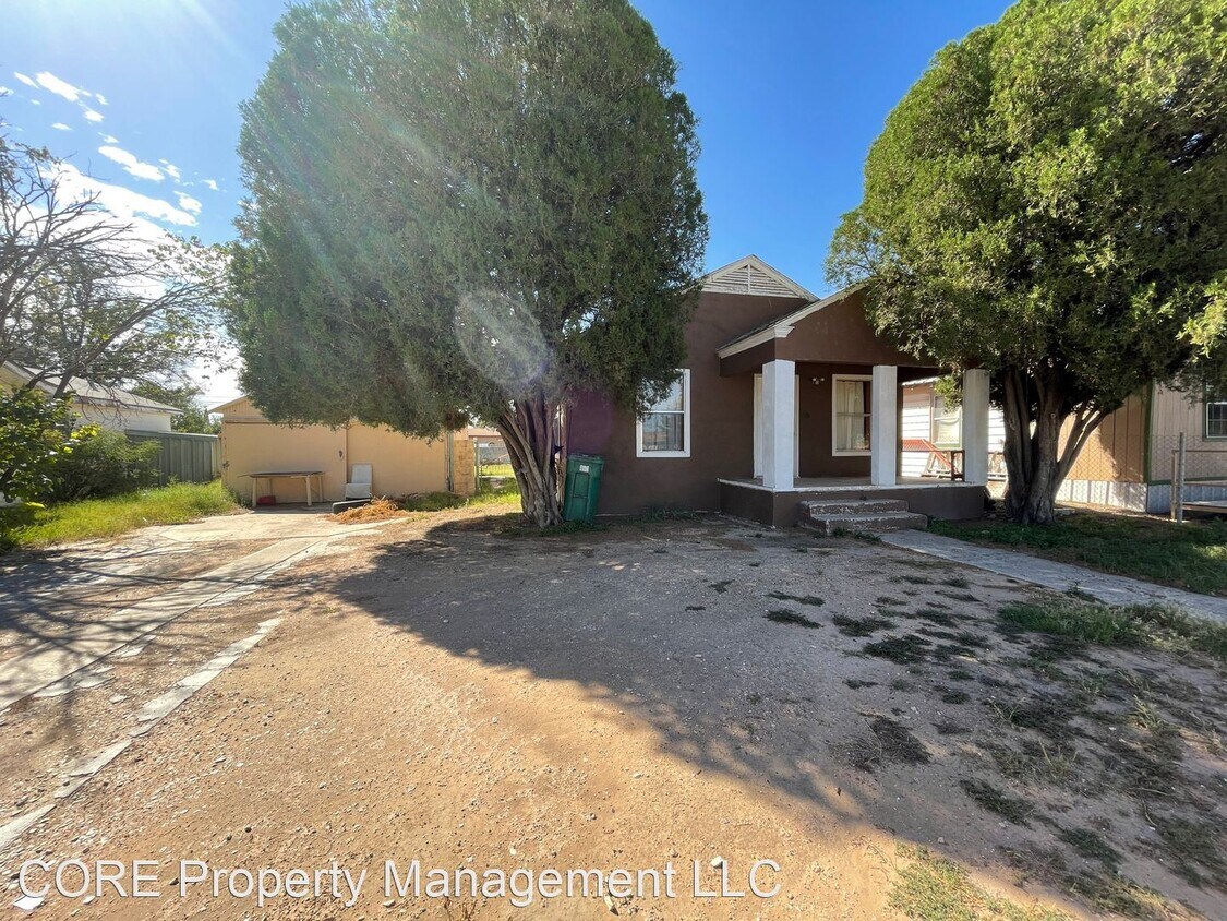 1107 W Scharbauer St, Hobbs, NM 88240 House for Rent in Hobbs, NM