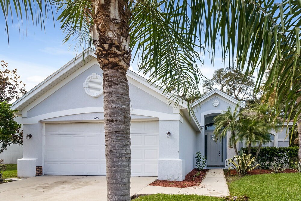 Foto principal - 1645 The Oaks Blvd