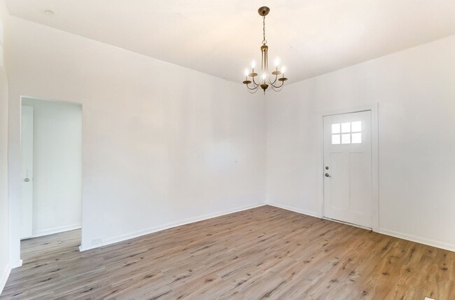 Building Photo - 2854 Shaffer Ave