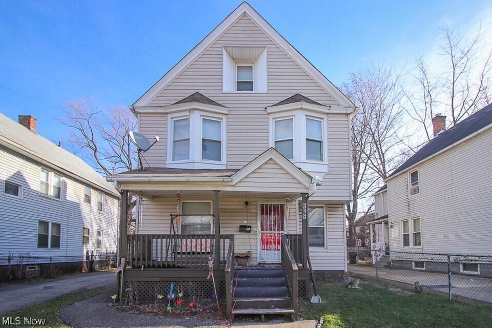 Primary Photo - 684 E 128th St