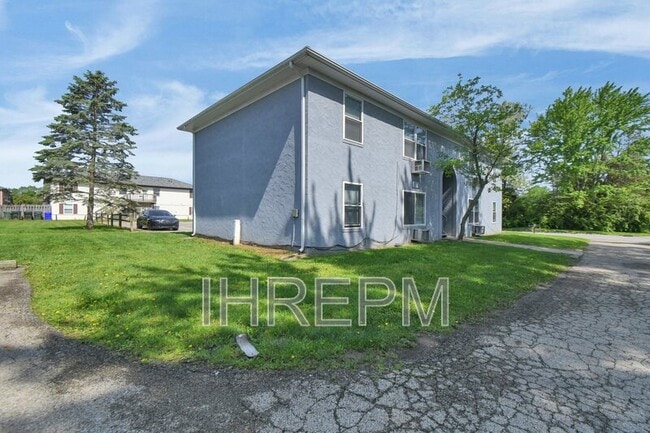 Building Photo - 2595 Red Rock Blvd