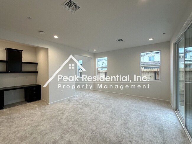 Foto del edificio - Brand New 3bd/2.5ba Rancho Cordova Home wi...