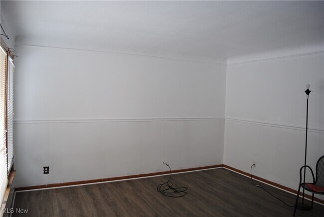 Building Photo - 24850 Zeman Ave