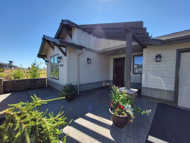 Foto del edificio - 4581 SW Zenith Point Ct