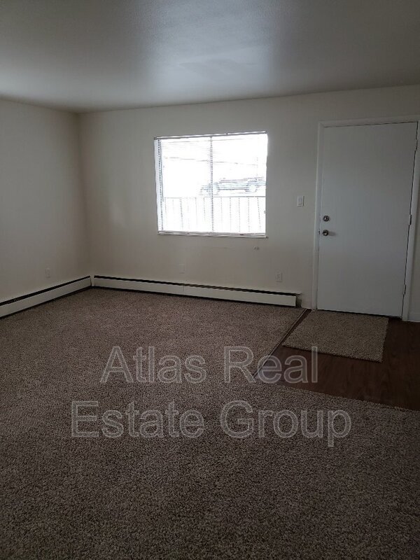 Building Photo - 3617 E Uintah St