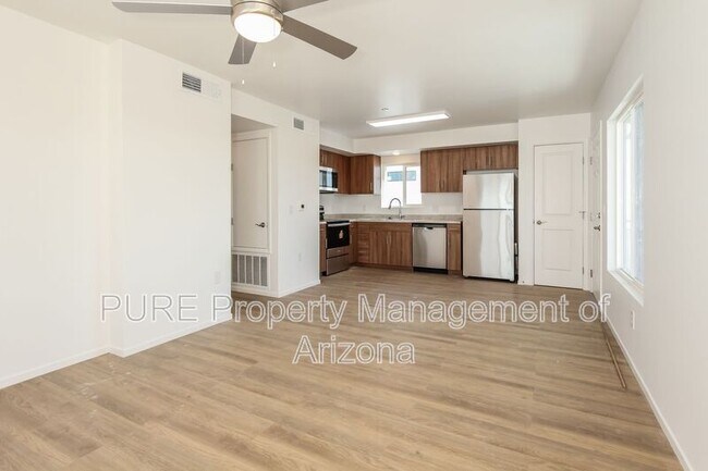 Foto del edificio - 6077 N 60th Ave