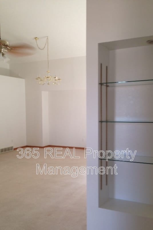 Foto del edificio - 5601 W 18th St