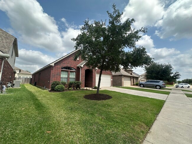 Foto del edificio - 25710 Westbourne Dr