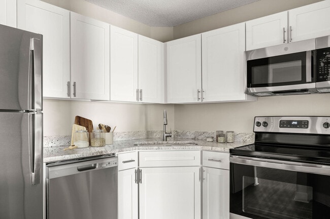 Foto del edificio - Meridian Pointe