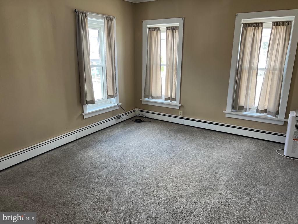 Foto principal - 400 E Philadelphia Ave