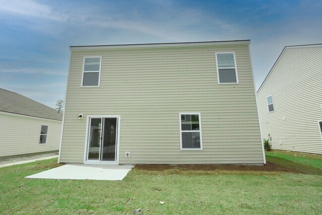 Building Photo - Coming Available!