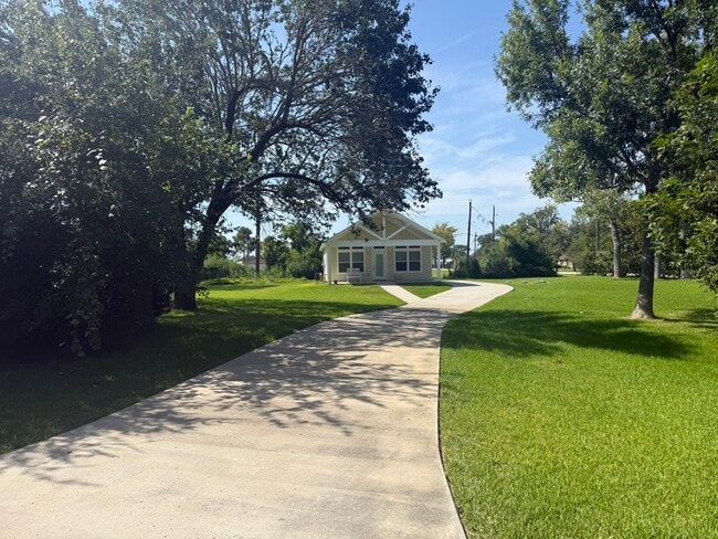Building Photo - 5501 Avenue A