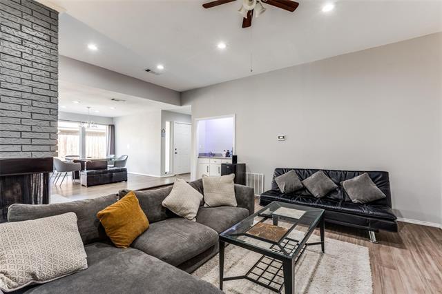 Foto del edificio - 12333 Ferris Creek Ln