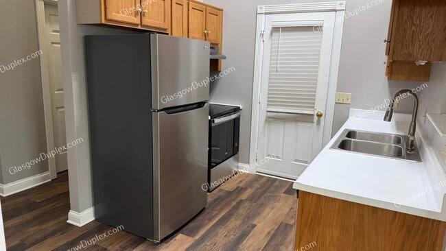 Foto del edificio - 98 Sandwood Dr