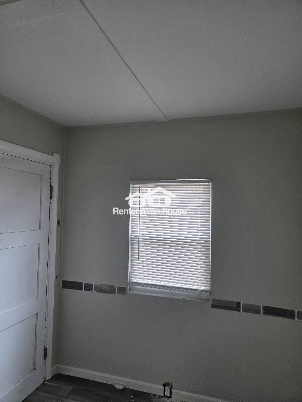 Building Photo - 3829 Pennsylvania Ave