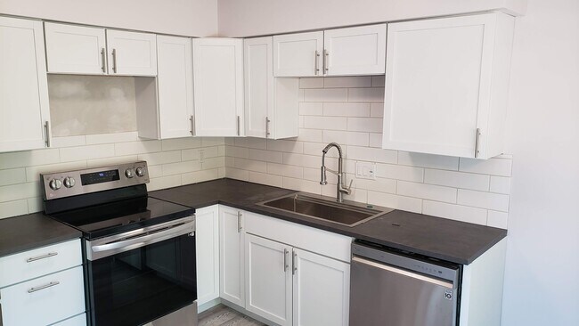 Kitchen - 6415 Boone Ave N