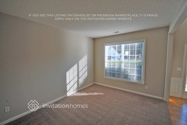 Building Photo - 3649 Elmendorf Cove NW