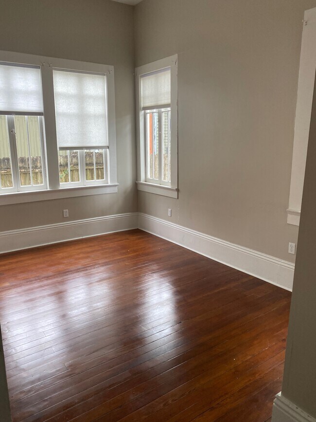 Foto del edificio - 1510 Calhoun St
