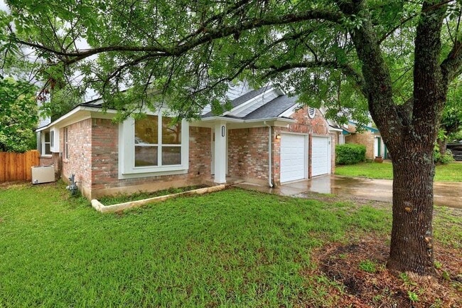 Building Photo - 2111 Rick Whinery Dr