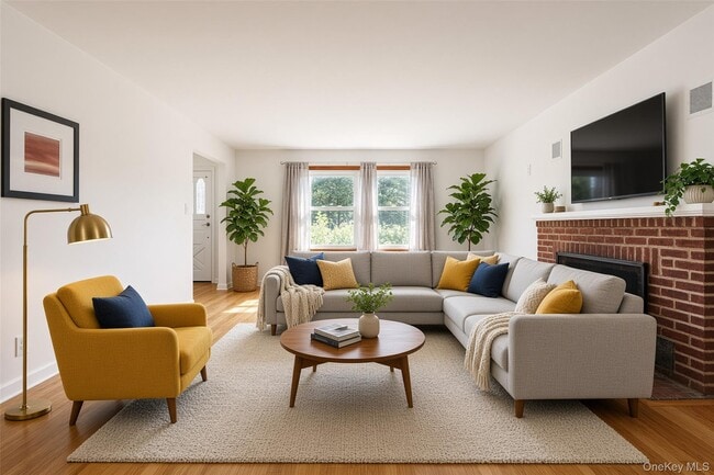 Building Photo - 121 Manhasset Ave