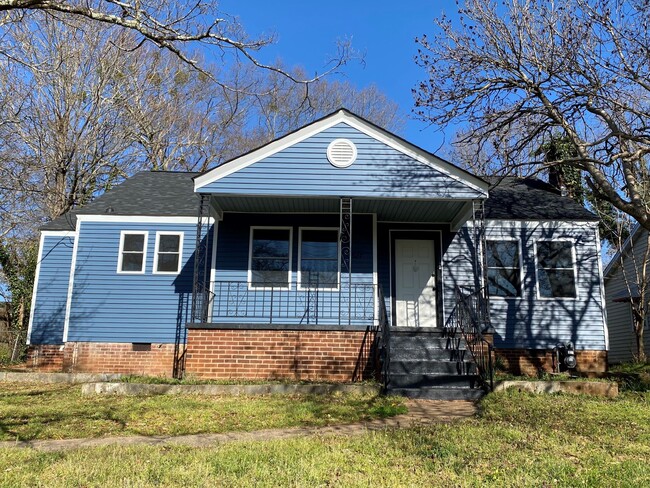 507 Perry Road - Front - 507 Perry Rd