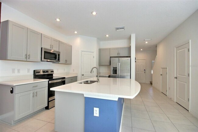 Foto del edificio - 6409 Fairmont Ln