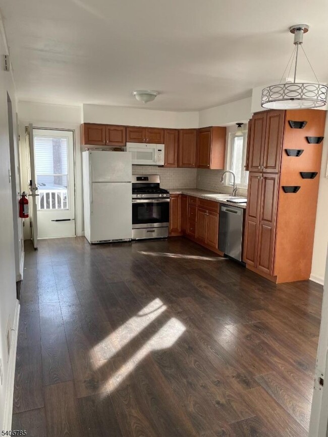 Foto del edificio - 31 Kingston Rd