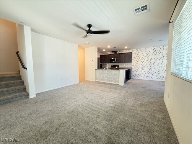 Foto del edificio - 2662 Champagne Gold Ave