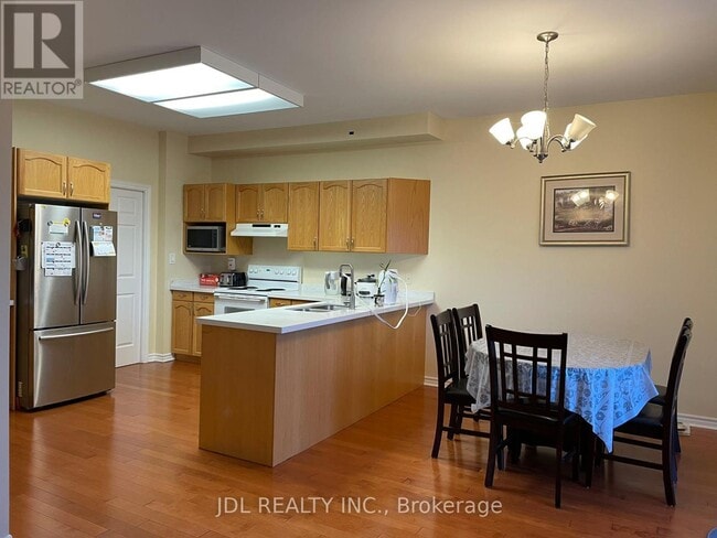 Building Photo - 394 Berryhill Dr