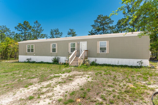 Building Photo - 284 Iris Ln