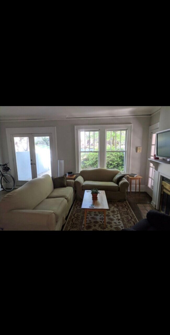 Foto del edificio - 395 8th St NE