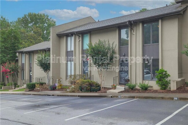 Photo - 17 Ivy Trl Ne Townhome