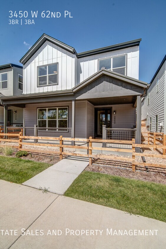 Primary Photo - 3 Bedroom, 2 Bath Lake front House