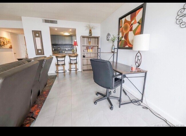 Foto del edificio - 450 W 7th St