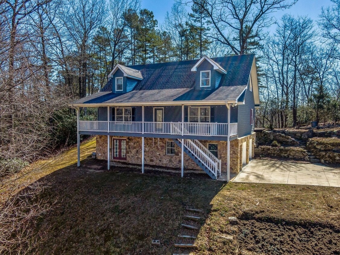 Primary Photo - 180 Canaday Dr